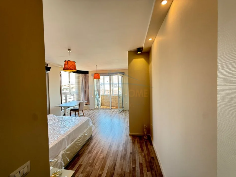 Tirane, shitet apartament 2+1 Kati 4, 126 m² 220.000 € (Selite)