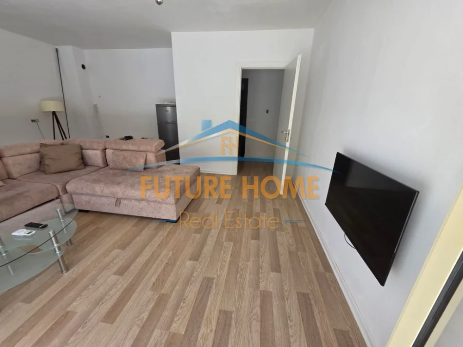 Tirane, jepet me qera apartament 2+1 Kati 1, 154 m² 450 € (Kompleksi Tom Doshi)