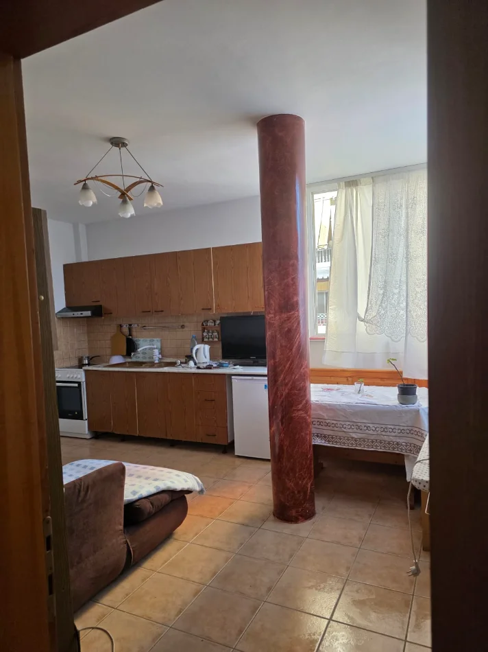 Tirane, jepet me qera apartament 1+1 Kati 5, 62 m² 500 € 