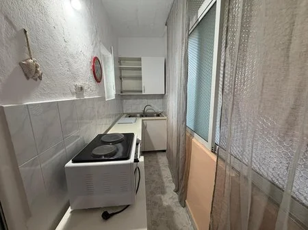 Tirane, jepet me qera 1+1 Kati 2, 55 m² 450 € 