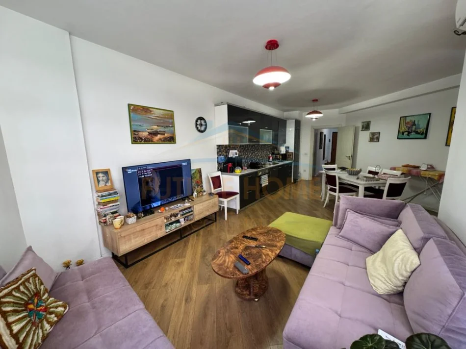 Tirane, shitet apartament 2+1 Kati 3, 116 m² 163.000 € (yzberisht)