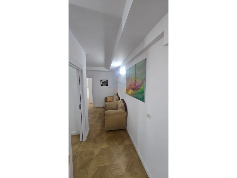 Tirane, shitet 2+1 Kati 6, 70 m² 150.000 € (Selite)