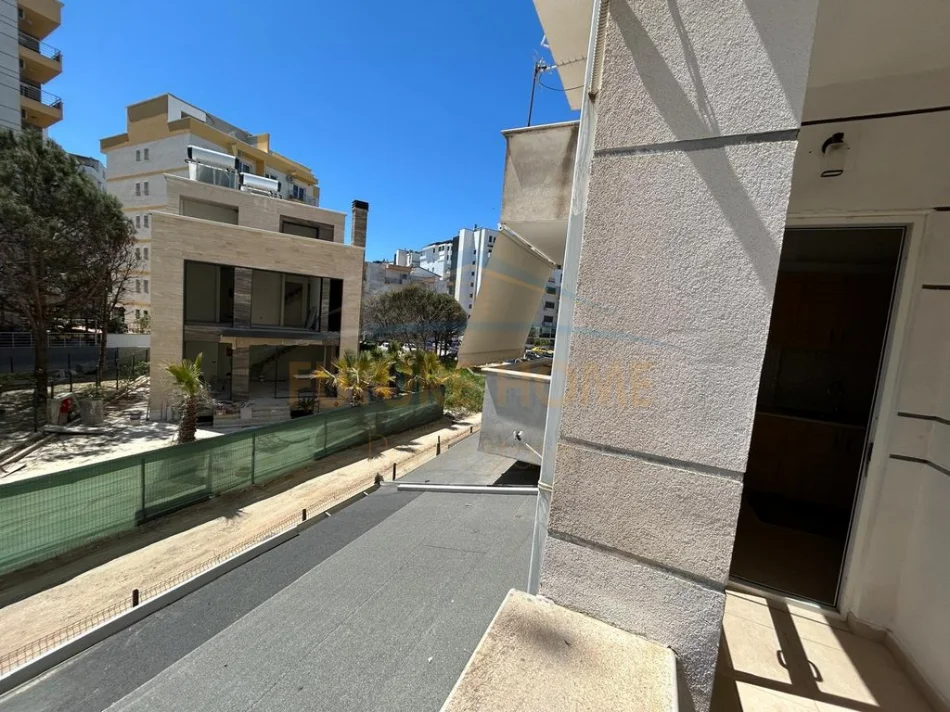 Durres, shitet apartament 1+1+Ballkon Kati 1, 66 m² 120.000 € 