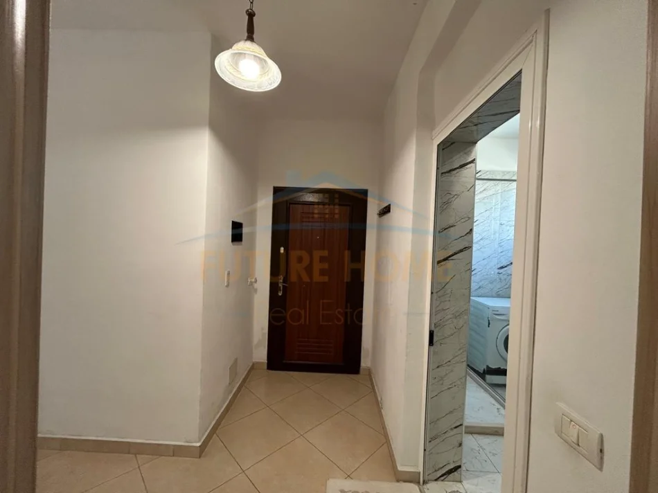 Qerret, shitet apartament 1+1 Kati 1, 66 m² 120.000 € (Qerret,Kavaje.)