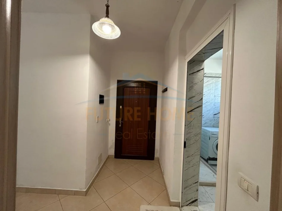 Durres, shitet apartament 1+1+Ballkon Kati 1, 66 m² 120.000 € 