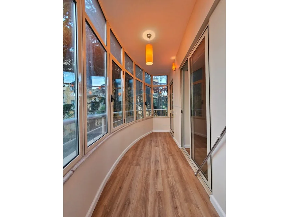 Tirane, shitet apartament 2+1 Kati 3, 98 m² 234.000 € (Mine Peza, Tiranë)