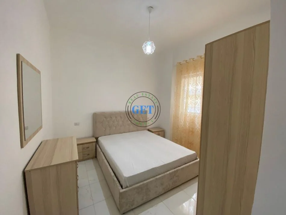 Durres, jepet me qera apartament 2+1 Kati 2, 85 m² 400 € (Plazh, Durres)