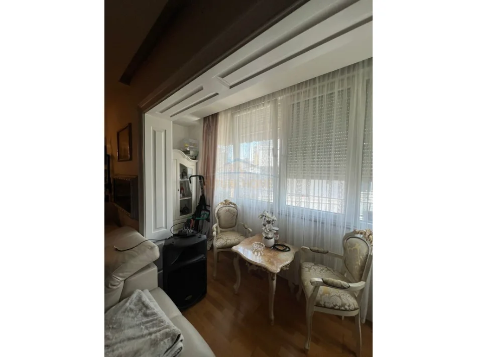 shitet apartament 3+1+Ballkon Kati 3, 126 m² 305.000 € (KOMUNA E PARISIT)