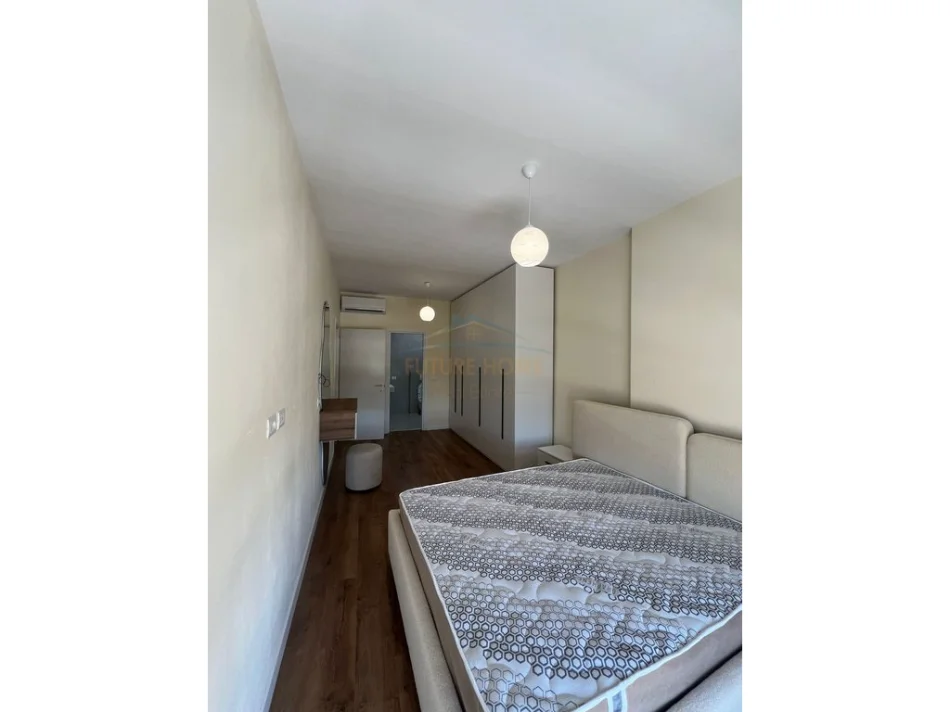 Tirane, jepet me qera apartament 2+1 Kati 2, 104 m² 800 € (5 Maji)