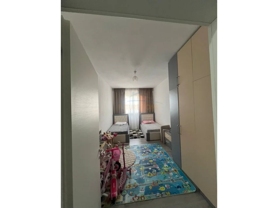 Tirane, shitet apartament 2+1 Kati 10, 102 m² 205.000 € (yzberisht)