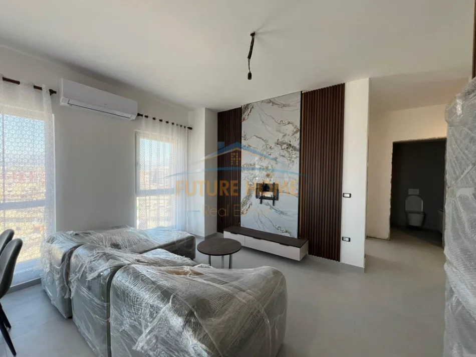 Tirane, jepet me qera apartament 1+1+Ballkon Kati 8, 71 m² 550 € (Dritan Hoxha)