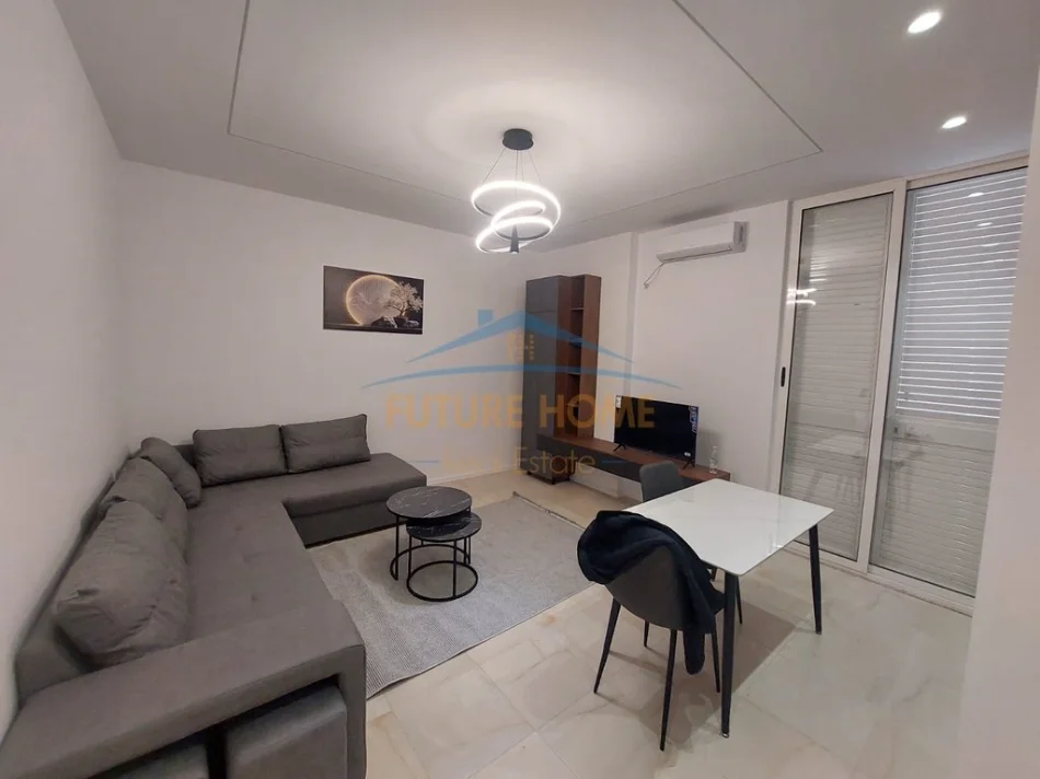 Tirane, jepet me qera apartament 1+1 Kati 0, 57 m² 500 € (Selite)