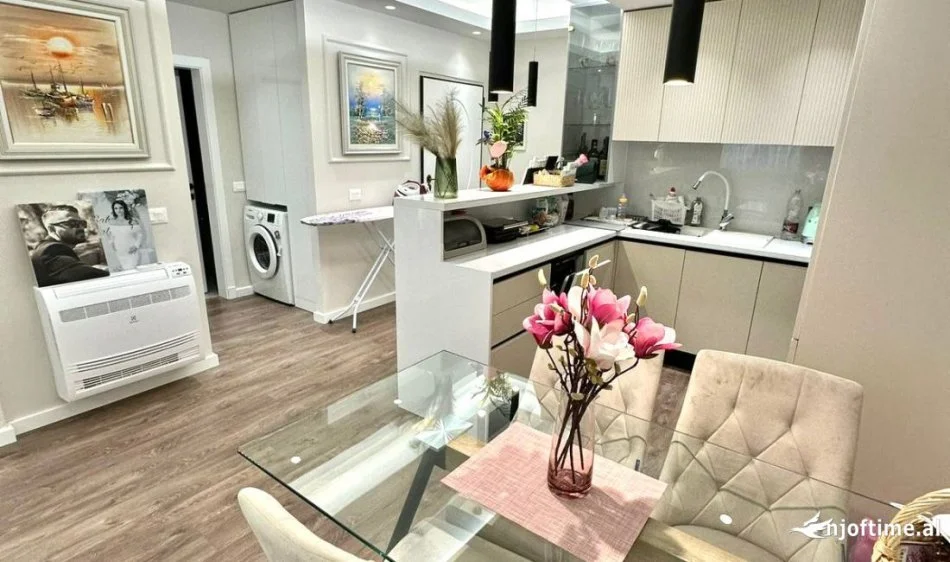 🏚️ SHITET: Apartament 2+1+2wc 📍 (Kodra e Diellit)  -- Kati 7 -- 90 m²  ((179.000 €))