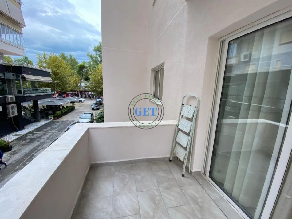 Durres, jepet me qera apartament 2+1 Kati 2, 85 m² 400 € (Plazh, Durres)