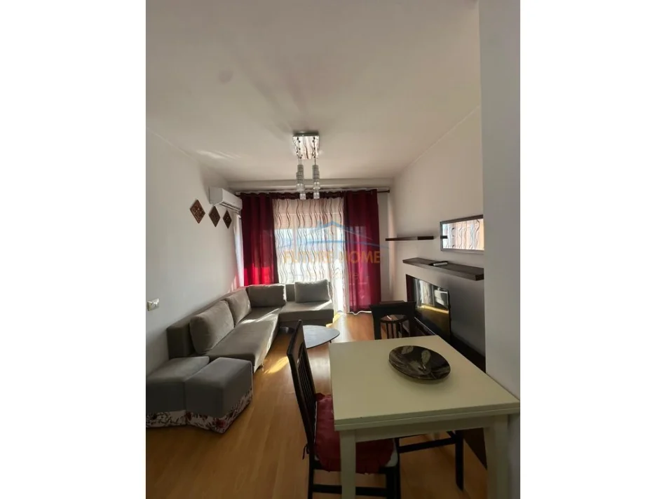 jap me qera apartament 1+1+Ballkon Kati 6, 81 m² 500 € (XHAMLLIKU)