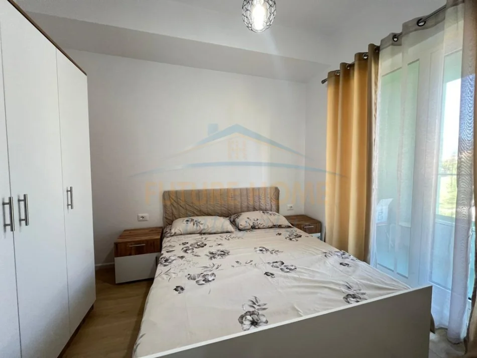 Tirane, jepet me qera apartament 1+1 Kati 3, 48 m² 420 € (Kompleksi Kadiu, Mangalem, Ali Demi)