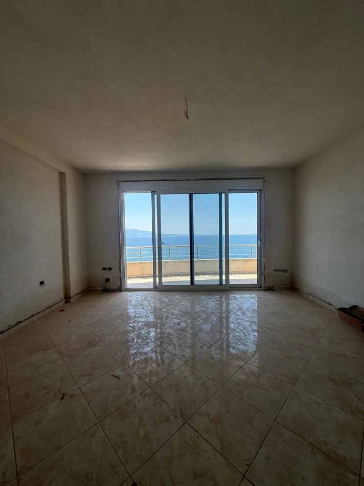 Sarande, shitet apartament 2+1 Kati 6, 101 m² 232.000 € (Sarande, mbi Mango Beach Club)