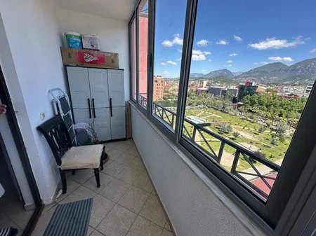 Tirane, shitet apartament 2+1+Ballkon Kati 9, 94 m² 160.000 € (Porcelan Prane RTV Klan)