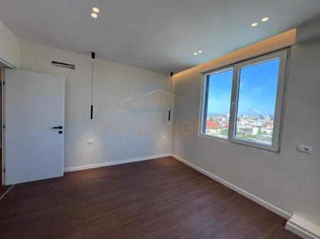 Shqiperi, shitet apartament 2+1+Ballkon Kati 5, 79 m² 189.000 € (brryli)