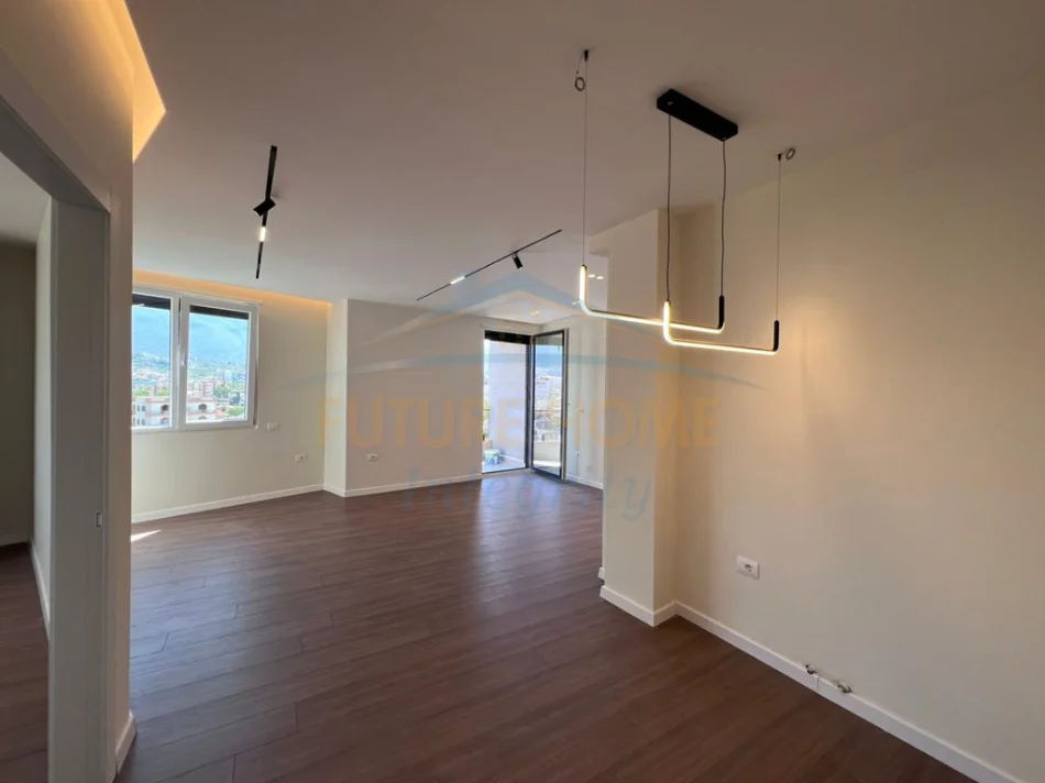 Tirane, shitet apartament 2+1+Post Parkimi,  Kati 4, 79 m² 235.000 € (Brryli)