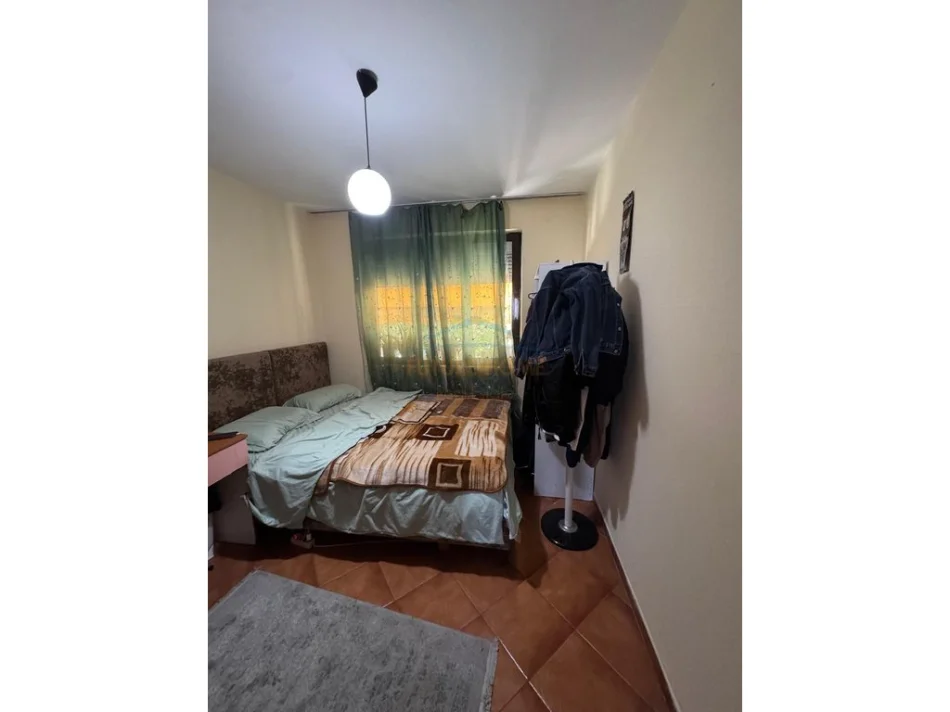 Tirane, shitet apartament 2+1 Kati 5, 56 m² 115.000 € (Rruga Ferit Xhajko)
