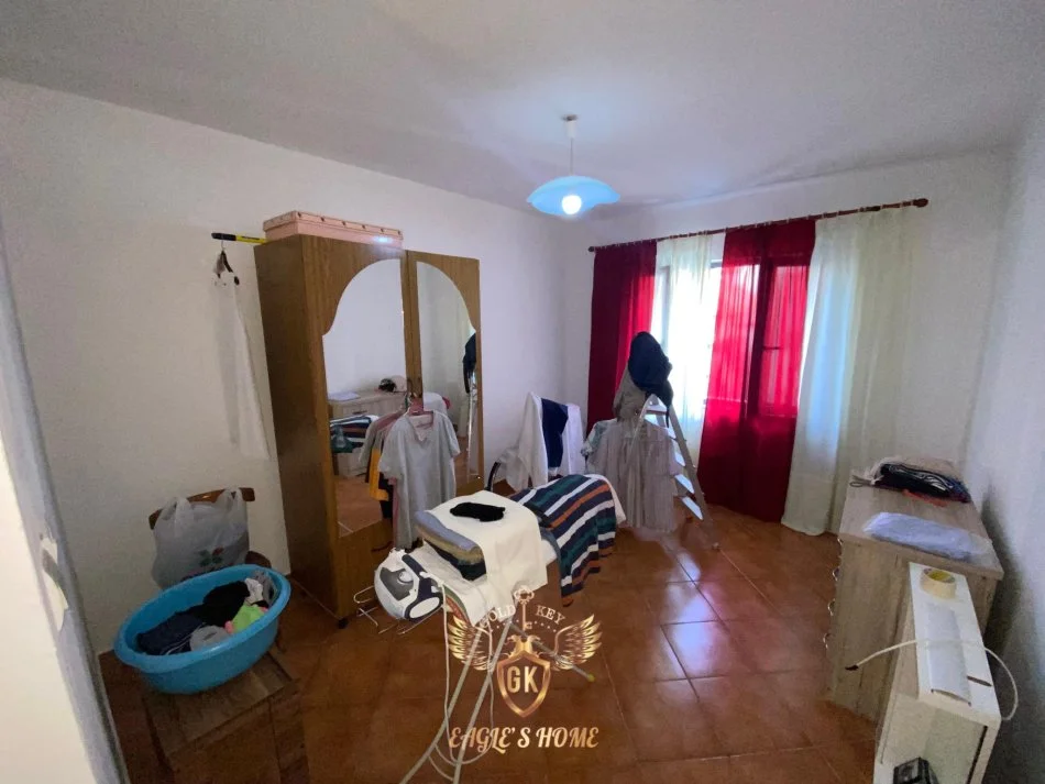 Durres, jap me qera apartament 1+1+Ballkon Kati 2, 70 m² 250 € 