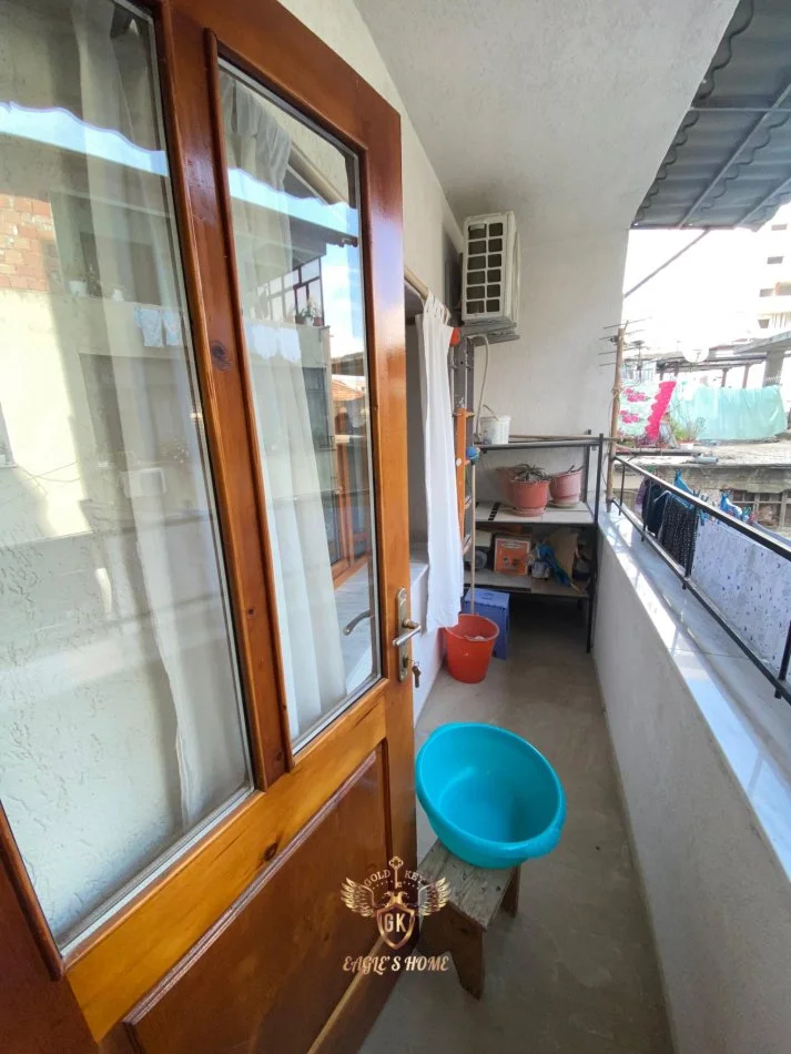 Durres, jap me qera apartament 1+1+Ballkon Kati 2, 70 m² 250 € 