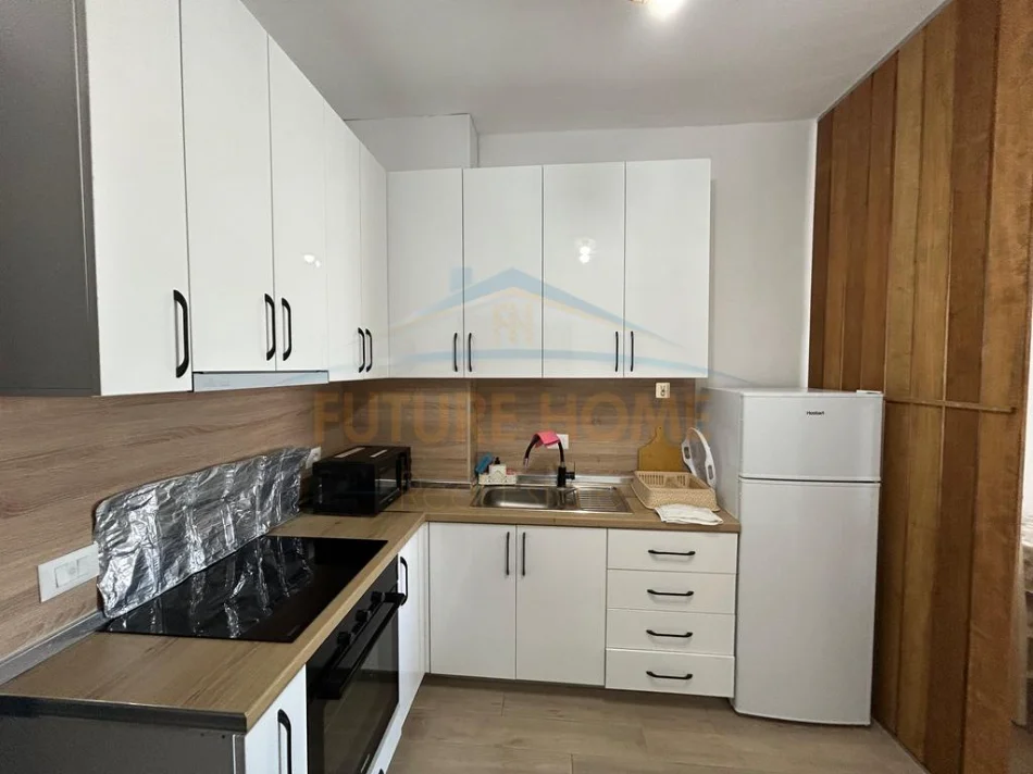 Qerret, shitet apartament 1+1 Kati 6, 67 m² 134.600 € (Qerret, Kavajë)