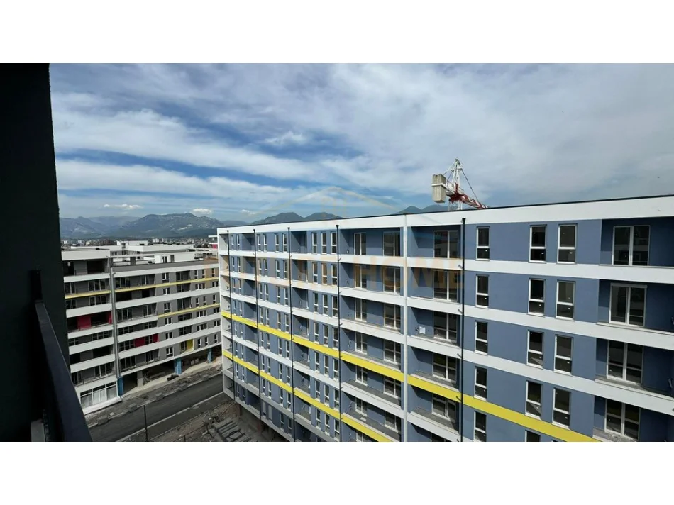 Tirane, jepet me qera apartament 2+1 Kati 8, 104 m² 551 € (UNIVERS CITY)