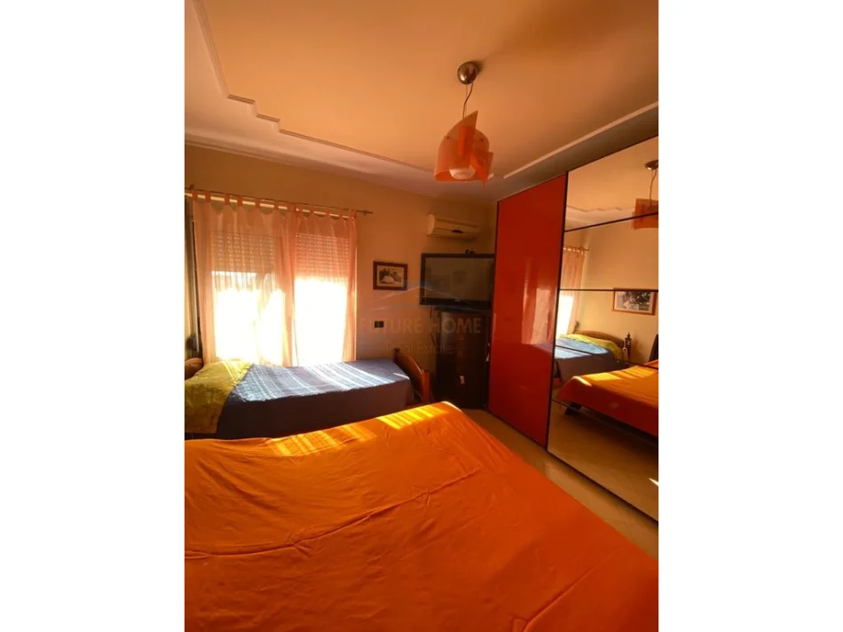 Vlore, shitet apartament 2+1+Ballkon Kati 8, 143 m² 220.000 € (Kali Trojes)