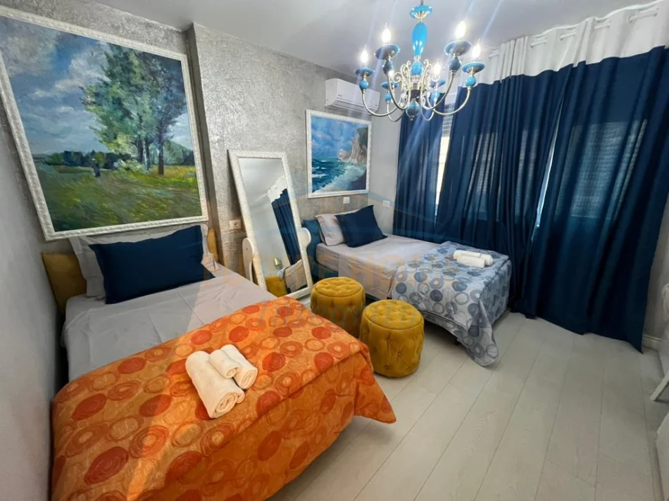 Tirane, jepet me qera apartament 2+1+Ballkon Kati 2, 90 m² 1.099 € (Kopshti Zoologjik, Tirane.)