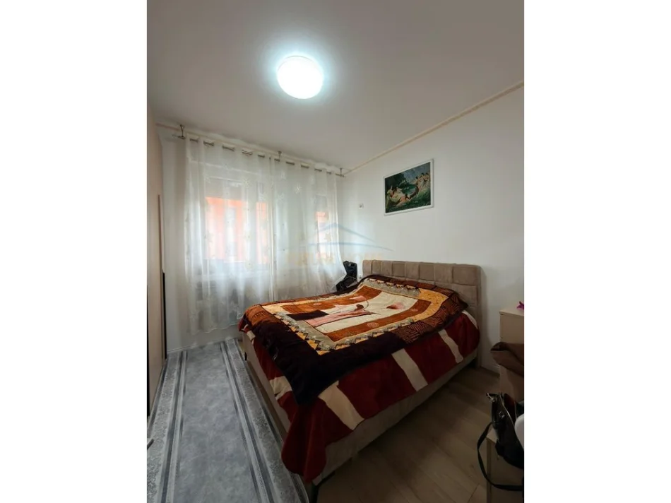 Tirane, shitet apartament 2+1 , 100 m² 115.000 € (Kamez)