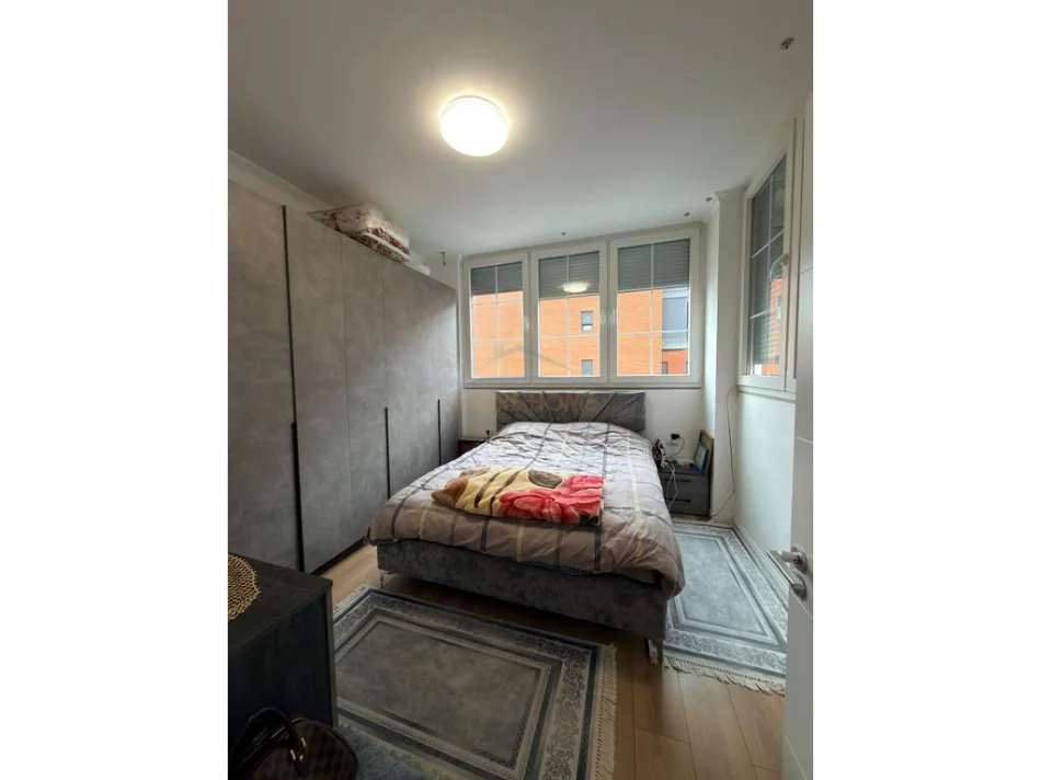 Tirane, shitet apartament 2+1 , 100 m² 115.000 € (Kamez)