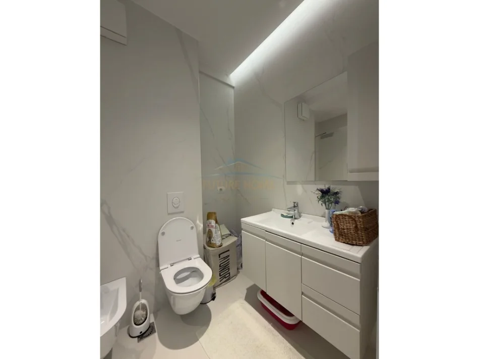 Gjiri Lalezit | Hamallaj, shitet apartament+verande | Penthouse 3+1+Aneks+Ballkon Kati 3, 127 m² 500.000 € (Valamar)