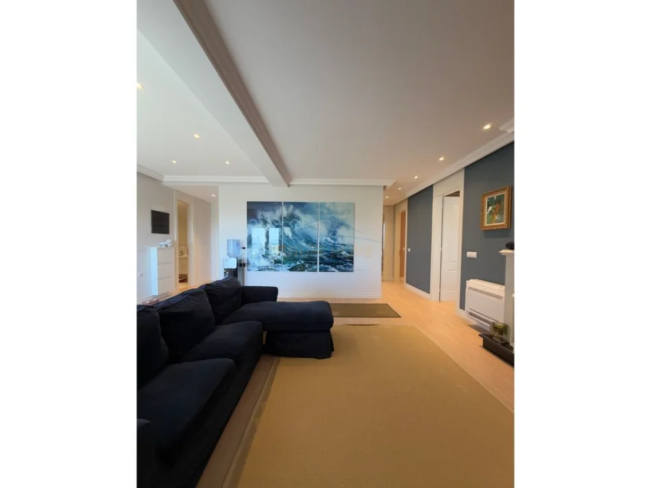 Gjiri Lalezit | Hamallaj, shitet apartament+verande | Penthouse 3+1 , 500.000 € (Valamar, Durres)