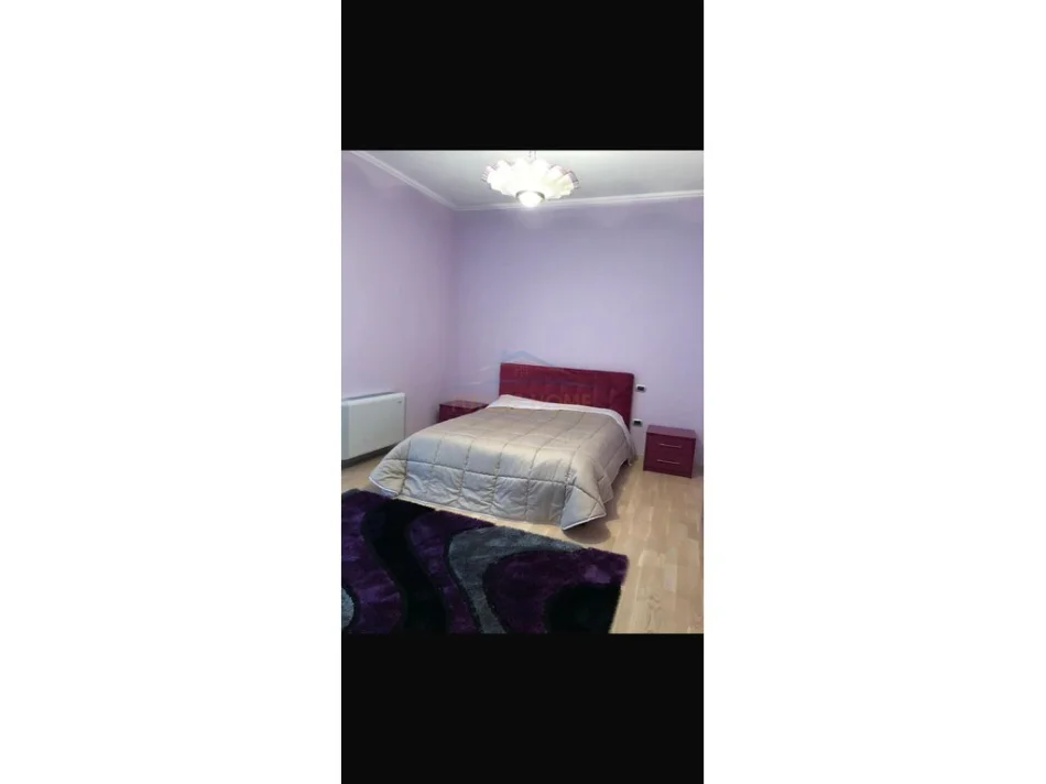 Tirane, jepet me qera Vile , 108 m² 3.500 € (Berzhite)