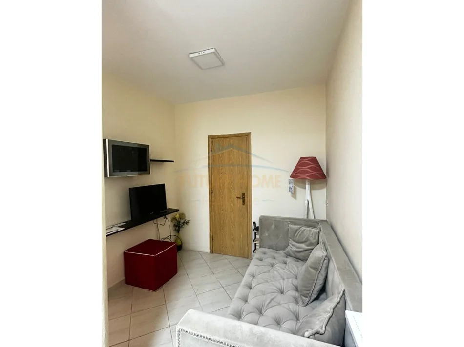 Durres, jepet me qera apartament 1+1 , 45 m² 400 € (Vollga, Durrës.)