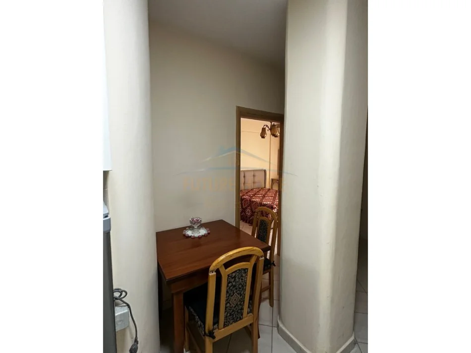 Durres, jepet me qera apartament 1+1 , 45 m² 400 € (Vollga, Durrës.)