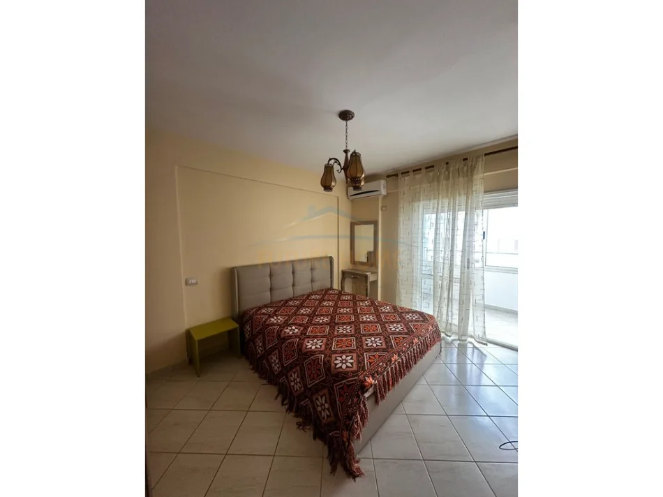 Durres, jepet me qera apartament 1+1 , 45 m² 400 € (Vollga, Durrës.)