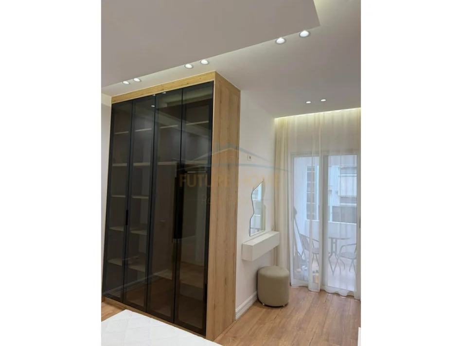 Tirane, shitet apartament 2+1+Ballkon Kati 1, 104 m² 215.000 € (Kompleksi Golden Park)