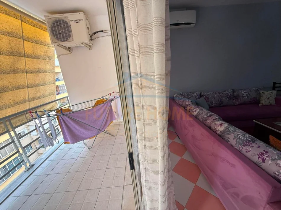 Tirane, jepet me qera apartament 1+1 Kati 6, 65 m² 450 € (Unaza e Re)