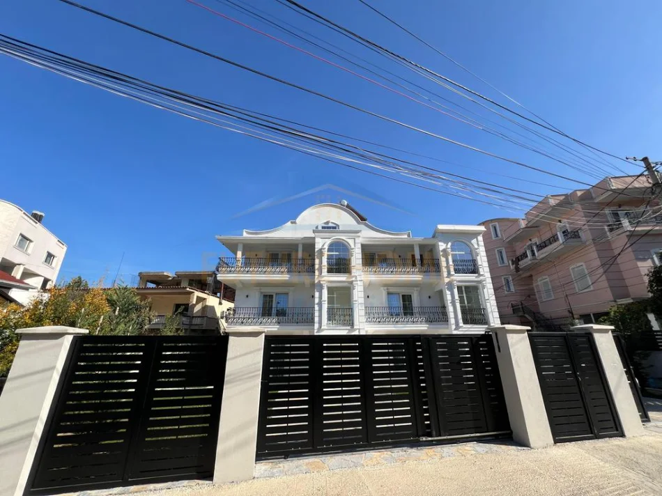Tirane, jepet me qera apartament 3 Katshe Kati 1, 348 m² 3.000 € (Ambasada Turke)