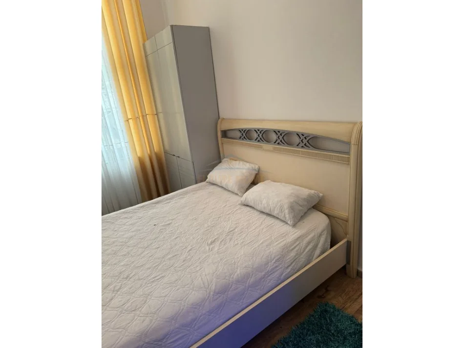 Tirane, shitet apartament Dublex Kati 2, 76 m² 129.000 € (Yzberisht)