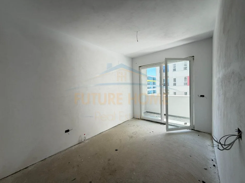 Tirane, shitet apartament 1+1 Kati 4, 57 m² 77.000 € (Univers City , QTU)