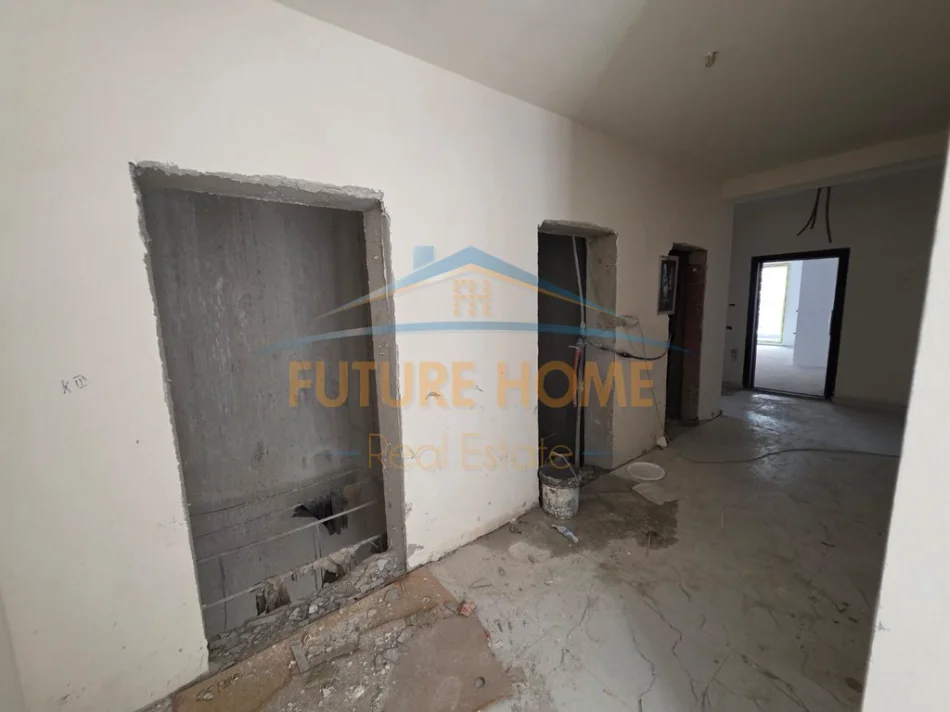 Tirane, shitet apartament 1+1 Kati 4, 85 m² 74.000 € (Kamez)