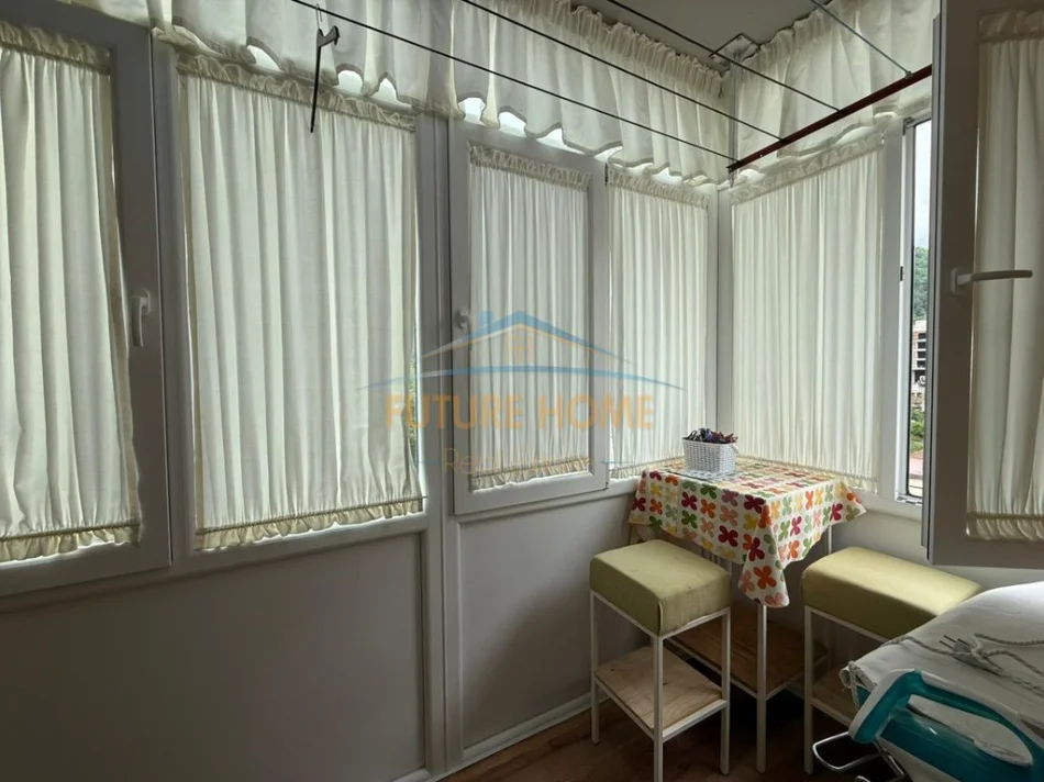 Tirane, shitet apartament 3+1 Kati 5, 114 m² 365.000 € (Liqeni i Thatë)