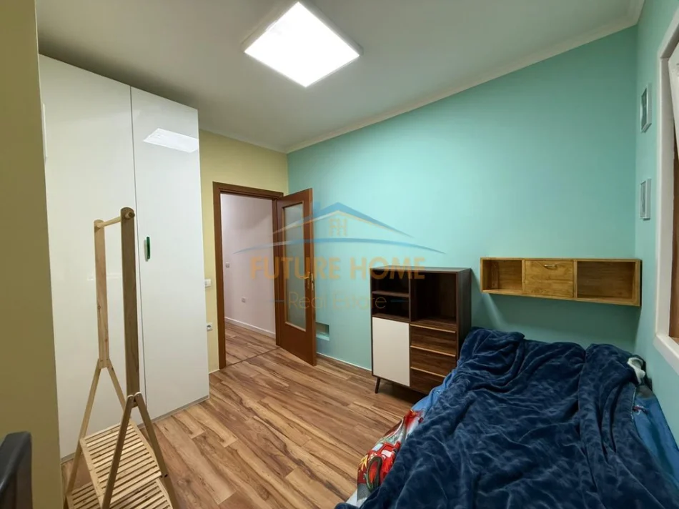 Tirane, shitet apartament 3+1 Kati 5, 114 m² 365.000 € (Liqeni i thate)