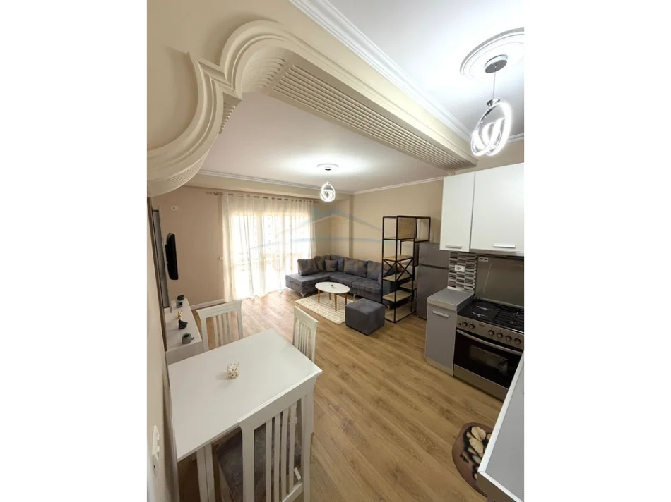Durres, shitet apartament 1+1+Ballkon Kati 8, 68 m² 98.000 € 