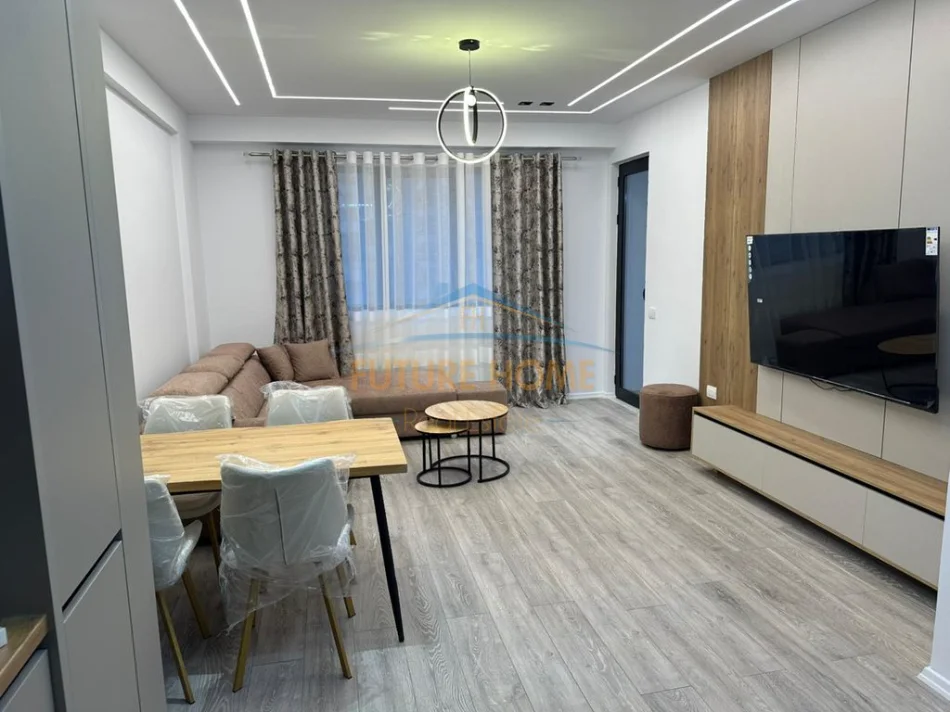 Tirane, jepet me qera apartament 1+1 Kati 4, 70 m² 525 € (Urban Gate)