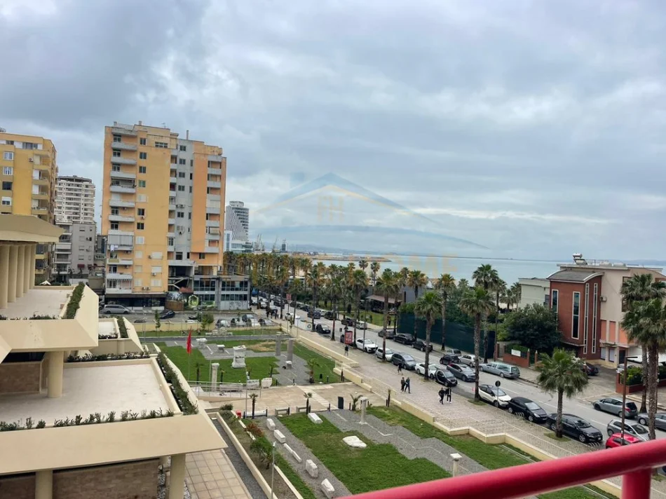 Durres, jepet me qera apartament 3+1 Kati 2, 850 € (Vollga, Durres)